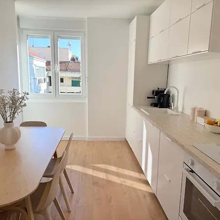 Kalelarga Apartment